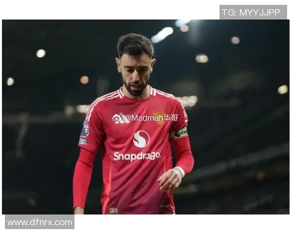 布鲁诺费尔南德斯在足球场上的传奇之路与未来展望 布鲁诺费尔南德斯在足球场上的传奇之路与未来展望