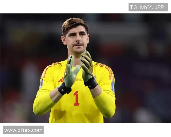 库尔图瓦的传奇之路：从青涩门将到世界顶级守护者的蜕变与荣耀