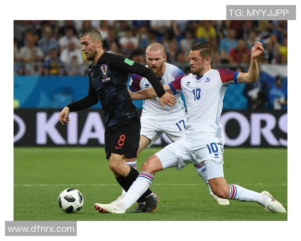 拉脱维亚与冰岛足球赛的比赛地点及相关信息解析