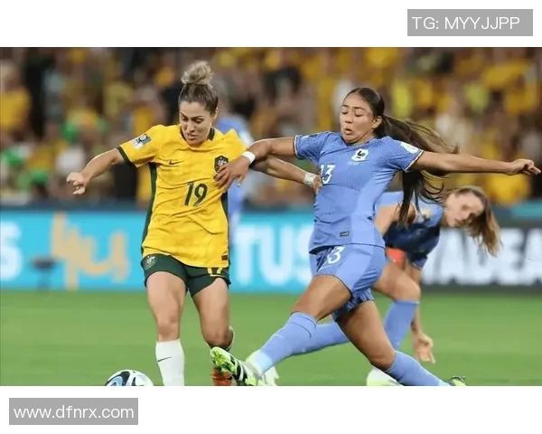 澳大利亚女足迎战西班牙女足精彩对决展现世界足球魅力与实力较量 澳大利亚女足迎战西班牙女足精彩对决展现世界足球魅力与实力较量