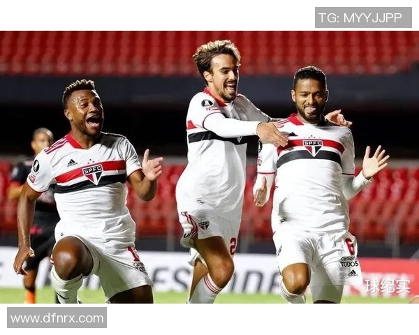 红钻与蔚山现代激战正酣精彩直播全程回顾与赛况分析