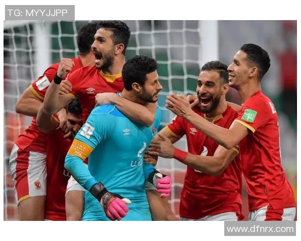 中国与西班牙足球友谊赛精彩对决展现两国足球风采与实力较量 中国与西班牙足球友谊赛精彩对决展现两国足球风采与实力较量